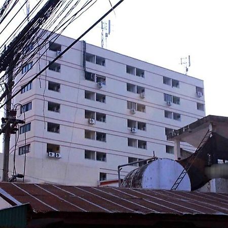 Home At Bazaar Chiang Mai Exterior foto